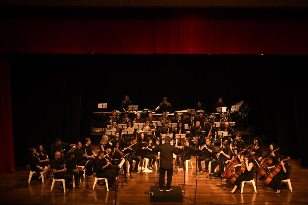 Orquestra CirandaMundo recebe Thales de Paiva para concerto com forró e brasilidades no Cine Teatro Cuiabá - 